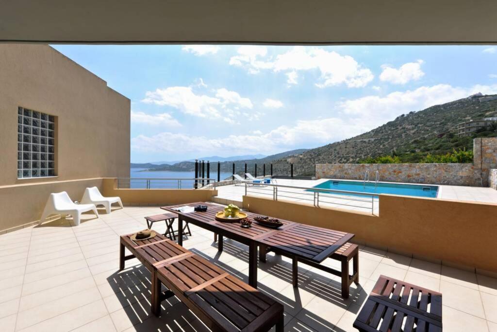 Wonderful Eco Friendly Villa Augustine Ampelo Εξωτερικό φωτογραφία