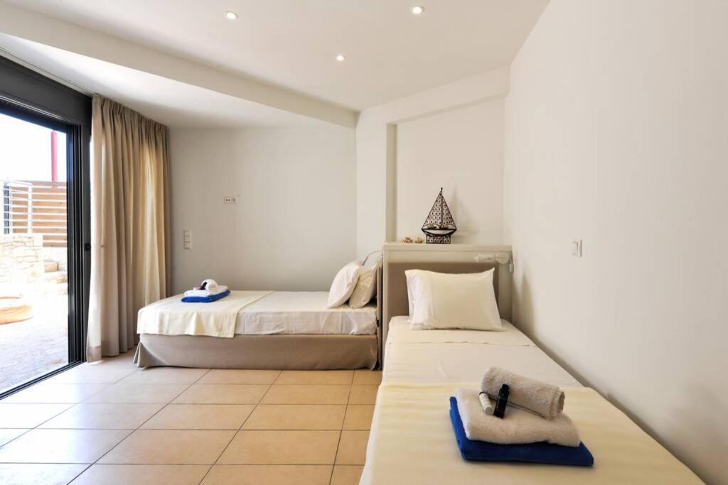 Wonderful Eco Friendly Villa Augustine Ampelo Εξωτερικό φωτογραφία